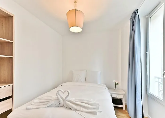 Appartement Near Mairie 10eme - Iii *